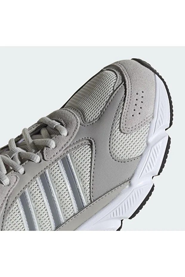 حذاء رياضي نسائي كاجوال IG4347 Crazychaos 2000 باللون الرمادي - الصورة 2