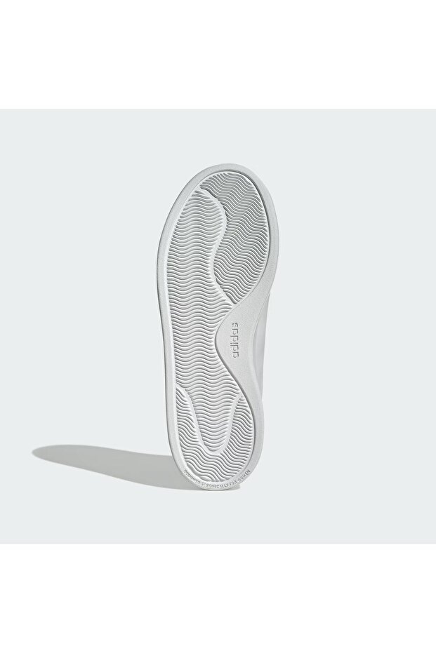 adidas حذاء رياضي كاجوال للسيدات من كورت سيلك - الصورة 7